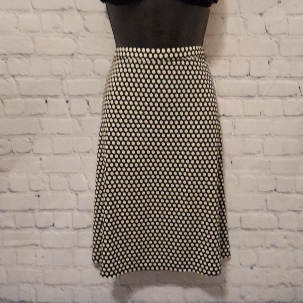 Max Studio Size medium